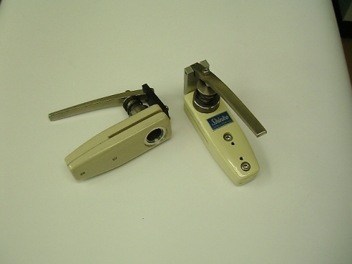 <font size="3">試作打ち抜きマークパンチ用パンチャー</font>